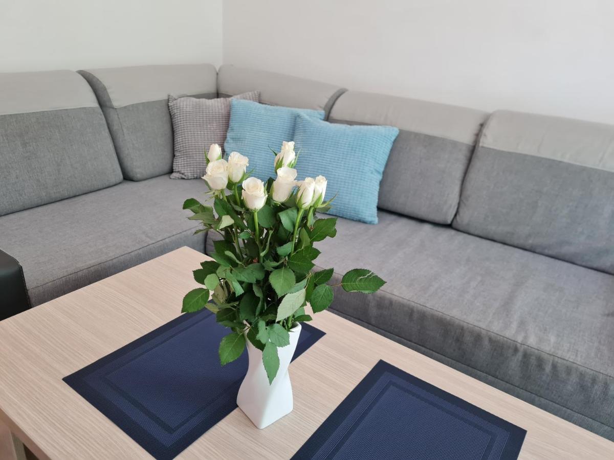 Apartamentyprzymorzu Apartament Z Basenem I Bawialnia โควอบเซก ภายนอก รูปภาพ