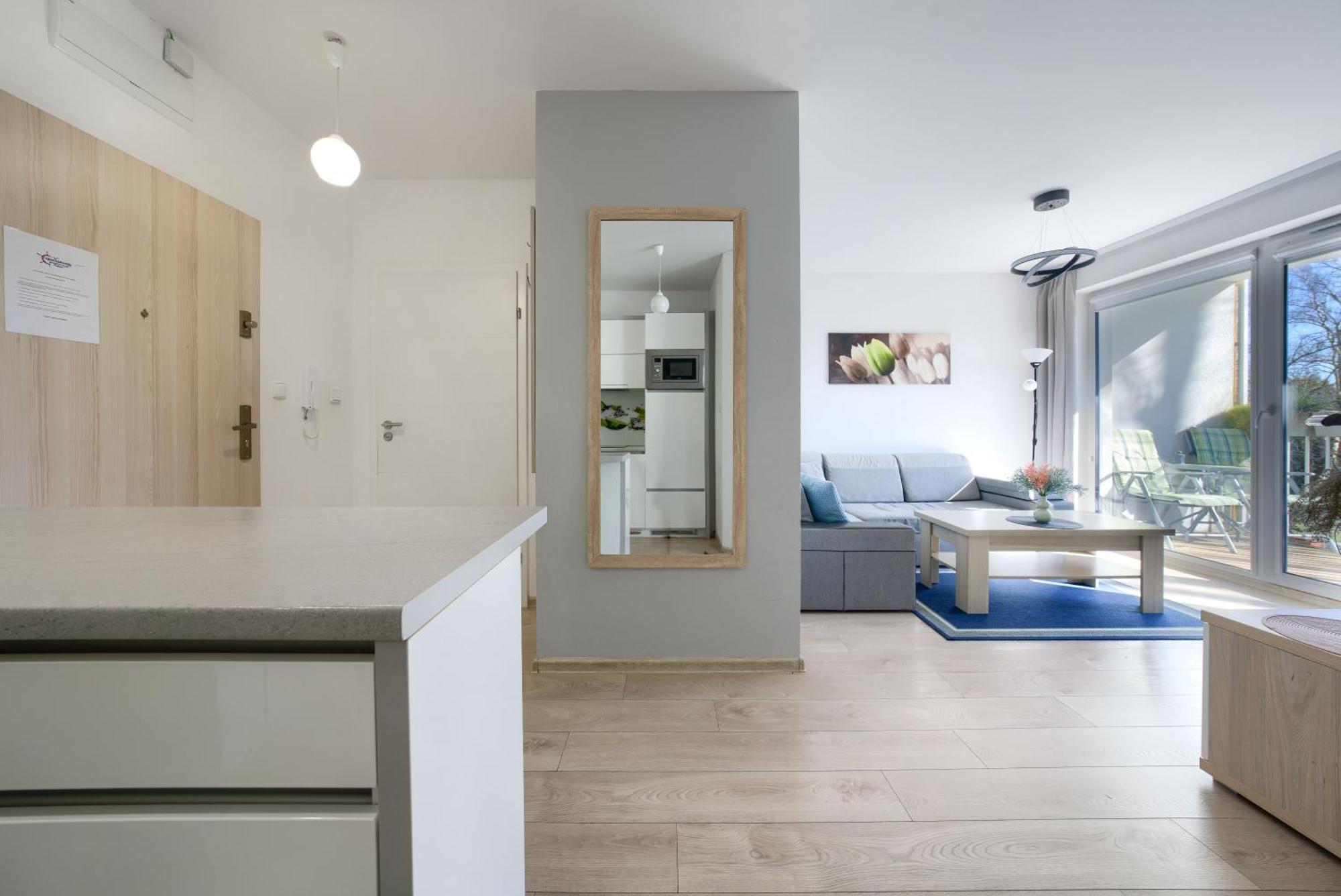 Apartamentyprzymorzu Apartament Z Basenem I Bawialnia โควอบเซก ภายนอก รูปภาพ