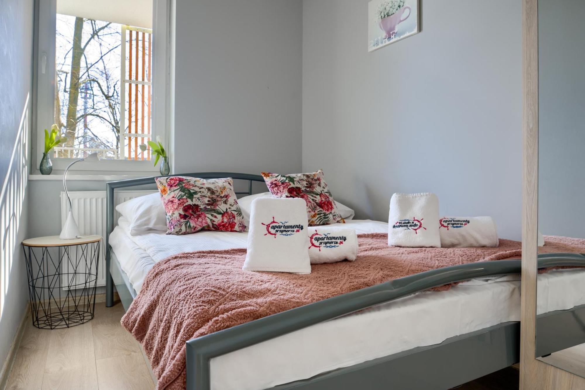 Apartamentyprzymorzu Apartament Z Basenem I Bawialnia โควอบเซก ภายนอก รูปภาพ